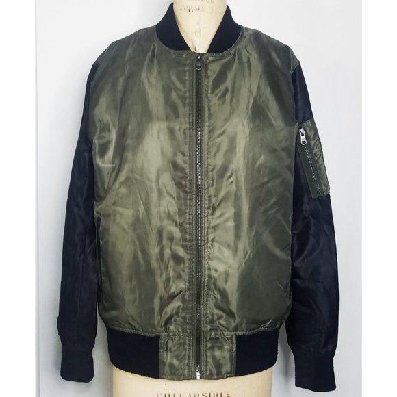 Men's Green Bomber Jacket with Tiger Graphic - Picture 3 of 11